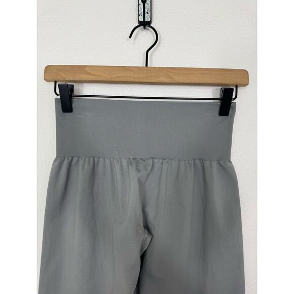 NVGTN Gray Seamless Scrunch High Waist Leggings Size Medium - Picture 7 of 7